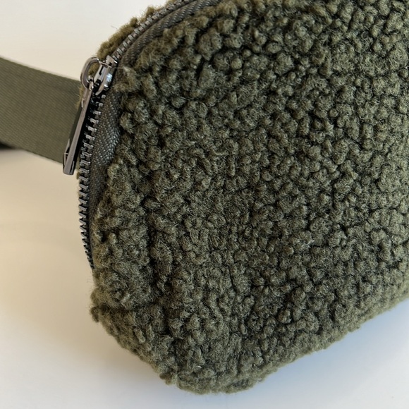 Handbags - Olive green textured waste bag / fanny pack.